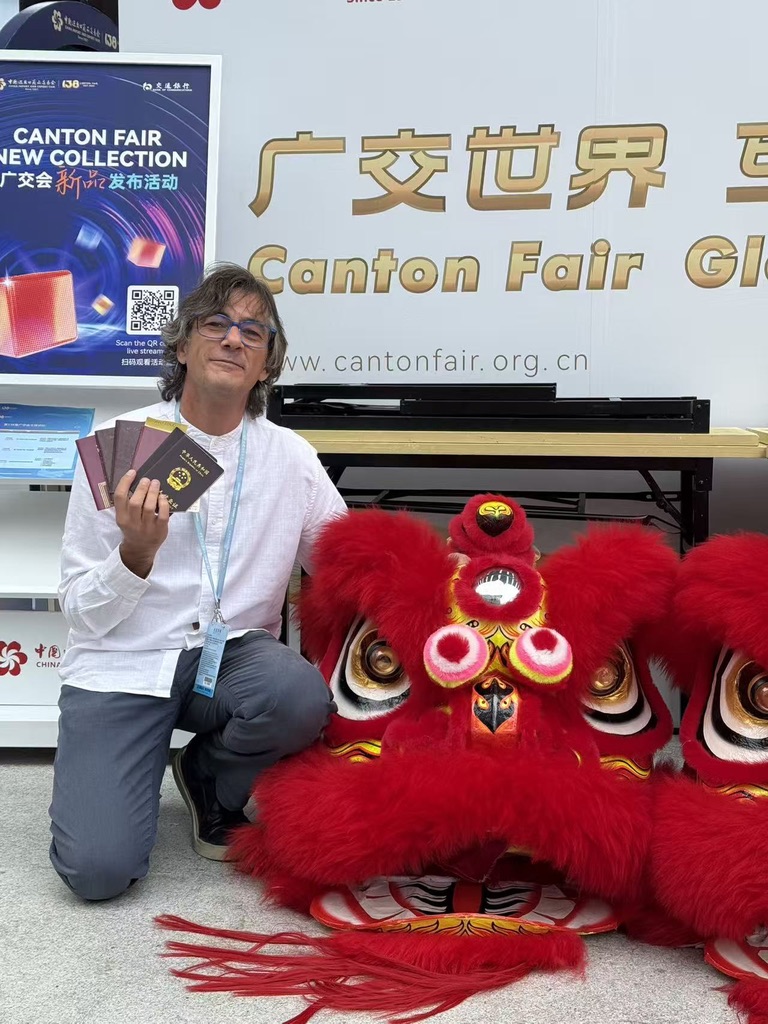 Dani en la Feria de Cantón